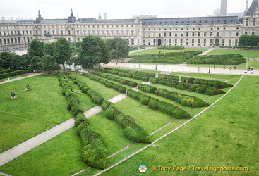 Graphic garden view from the Musée des Arts Décoratifs